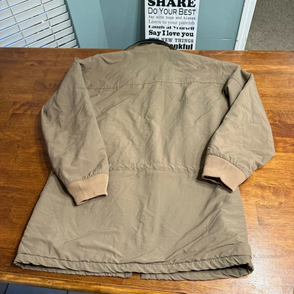 Men's J. Crew Barn coat field Jacket tan with Black Collar fleece lined size Med
